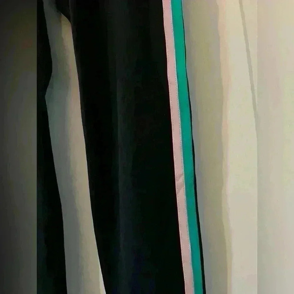 NWOT Nike Leggings Dri Fit SZ Small - Picture 2 of 6